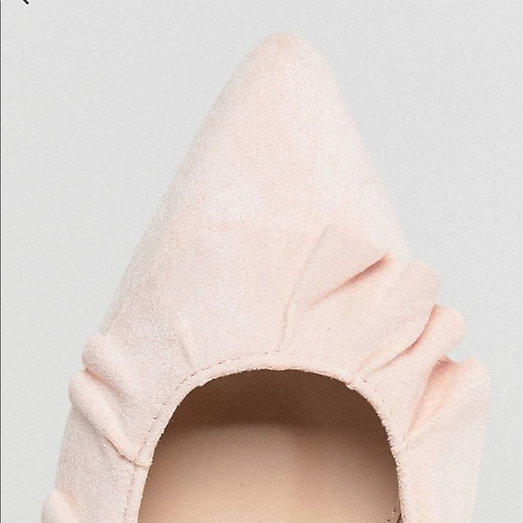 Glamorous Pointed Flats - Picture 3 of 3